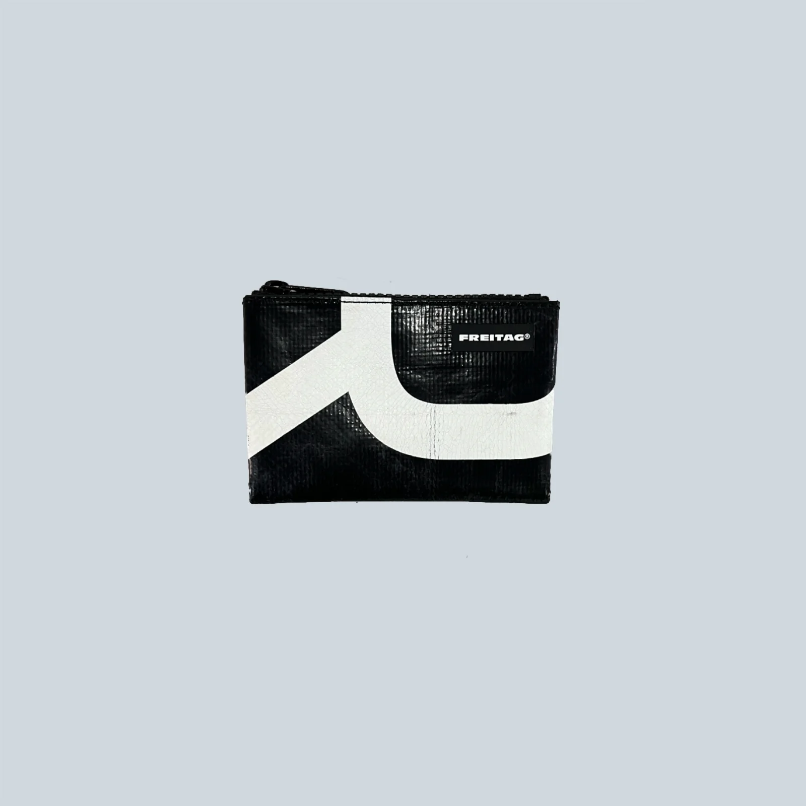 F05 BLAIR - BLACK WHITE