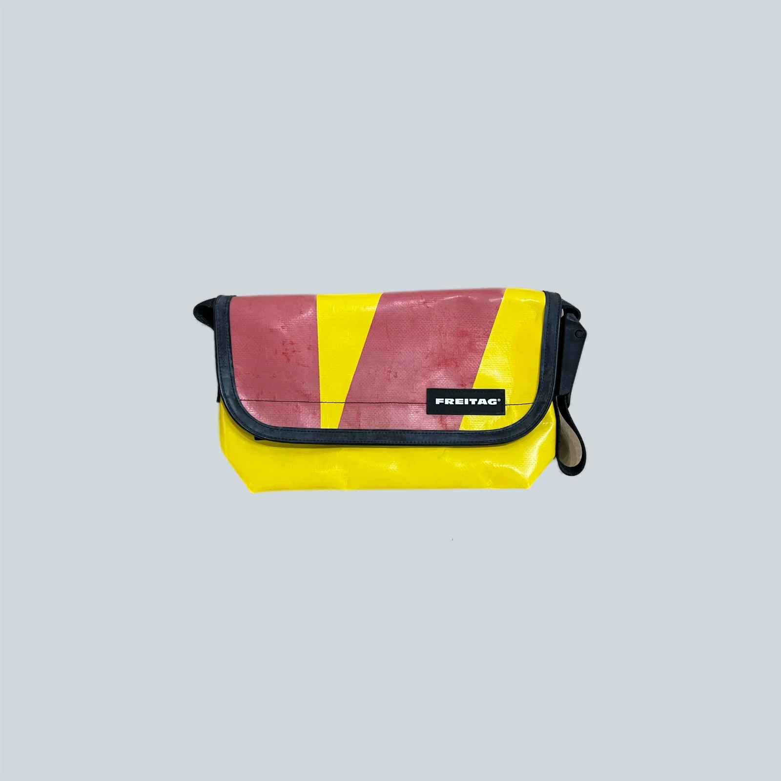 F41 HAWAII FIVE-0 - YELLOW RED