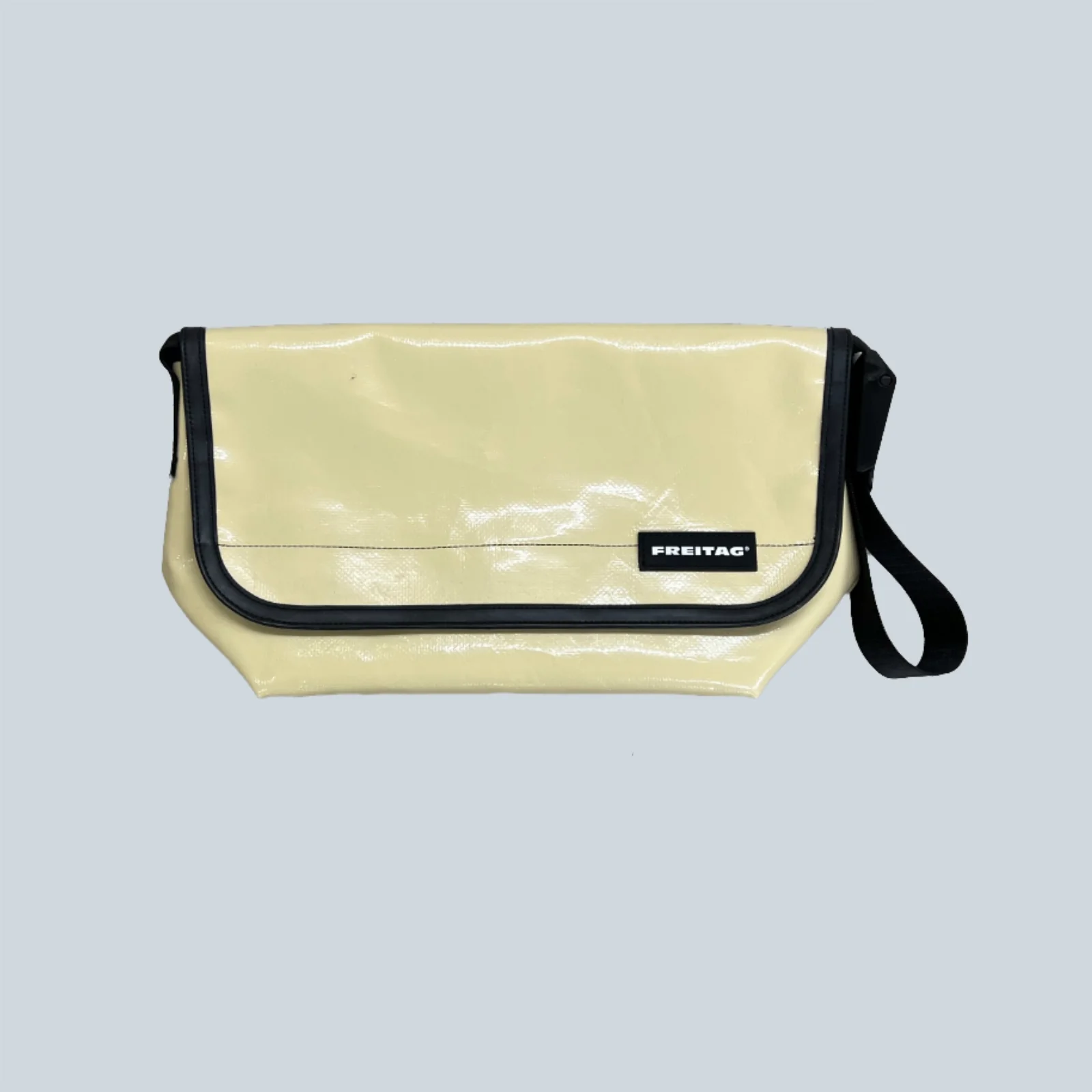 F42 SURFSIDE 6 - PALE YELLOW