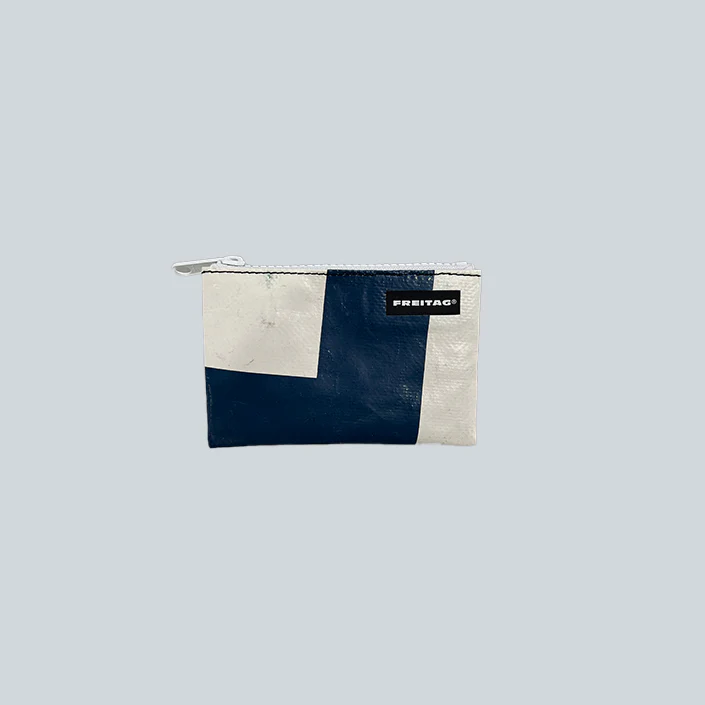 F05 BLAIR - WHITE BLUE