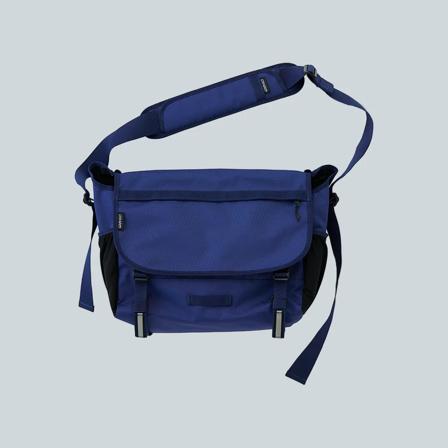 MESSENGER BAG - DUSTY BLUE